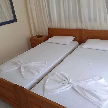 Anna's House Vrasná